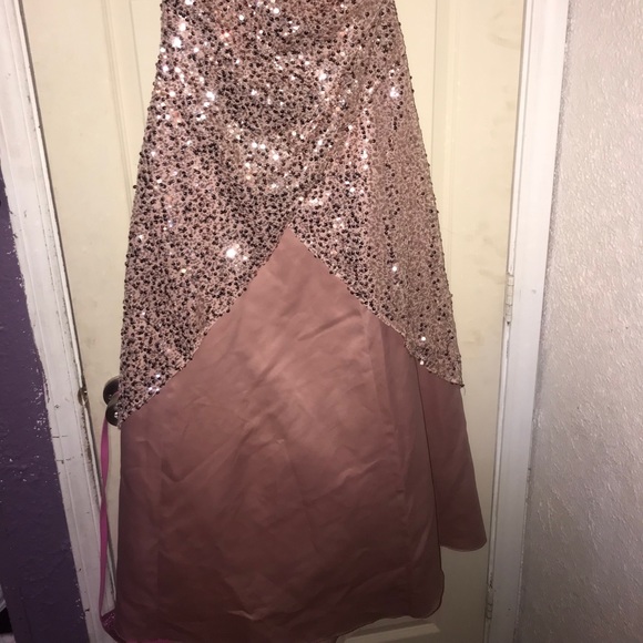 Peach prom dress - Picture 2 of 2